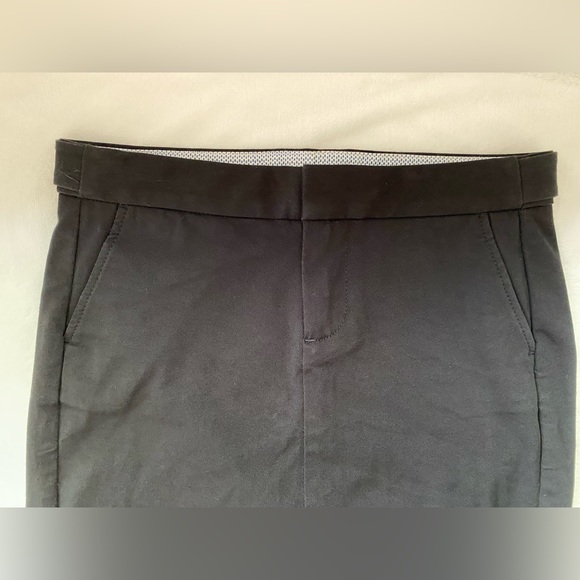Women’s Gap Black Pencil Skirt - Picture 3 of 16